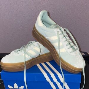 Adidas Women's Light Green Sneakers with Gum Sole